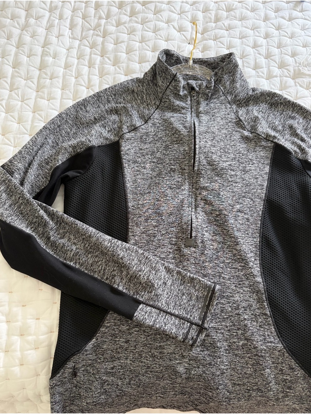 Athleta gray and black zip pullover size medium - Picture 5 of 10